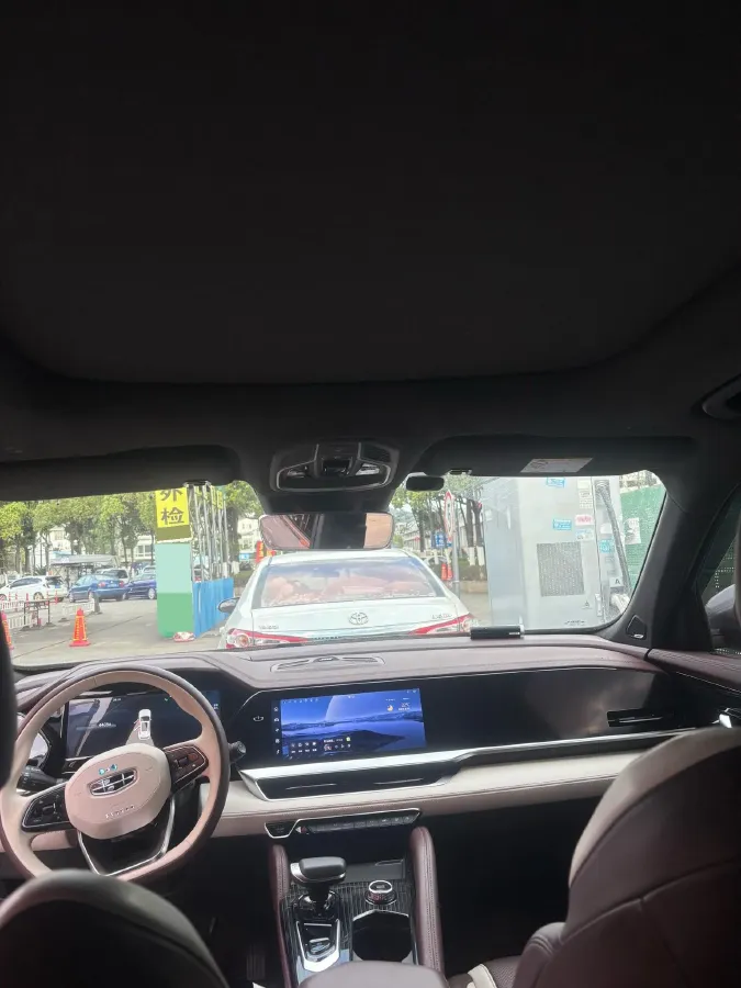 2021 Geely Monjaro 2.0T 218HP L4 7DCT,autocango,china used car exporter,china ev exporter,chinese used car exporter,chinese used ev exporter