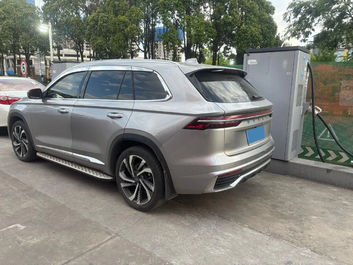 2021 Geely Monjaro 2.0T 218HP L4 7DCT,autocango,china used car exporter,china ev exporter,chinese used car exporter,chinese used ev exporter