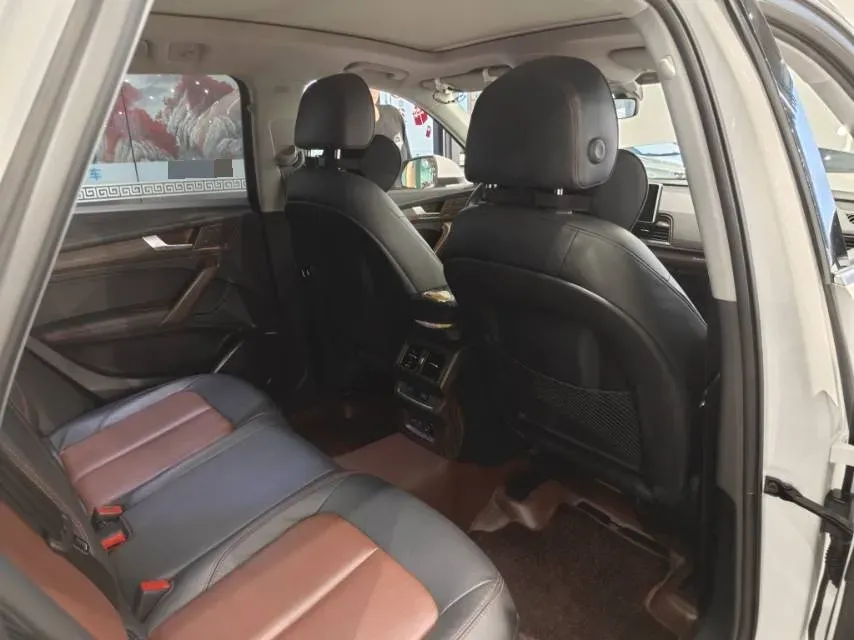 2020 Audi Q5L 2.0T 190HP L4 7DCT,autocango,china used car exporter,china ev exporter,chinese used car exporter,chinese used ev exporter