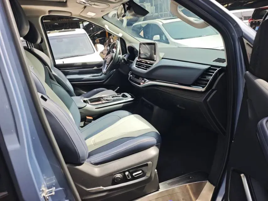 2019 MAXUS G20 2.0T 218HP L4 8AT,autocango,china used car exporter,china ev exporter,chinese used car exporter,chinese used ev exporter