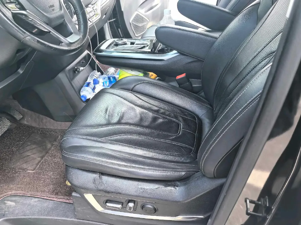 2020 MAXUS G20 2.0T 224HP L4 8AT,autocango,china used car exporter,china ev exporter,chinese used car exporter,chinese used ev exporter