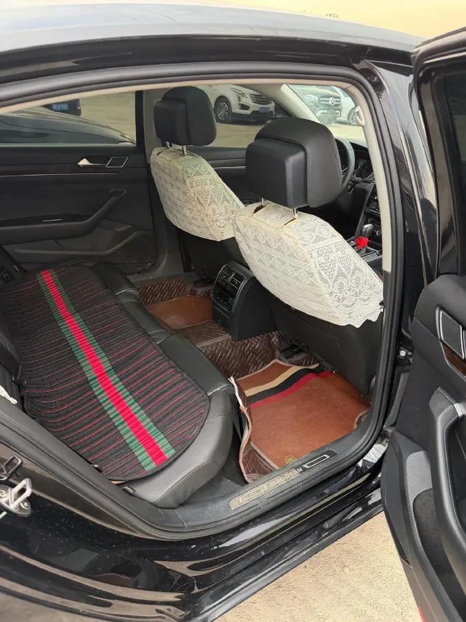 2019 Volkswagen Magotan 2.0T 186HP L4 7DCT,autocango,china used car exporter,china ev exporter,chinese used car exporter,chinese used ev exporter