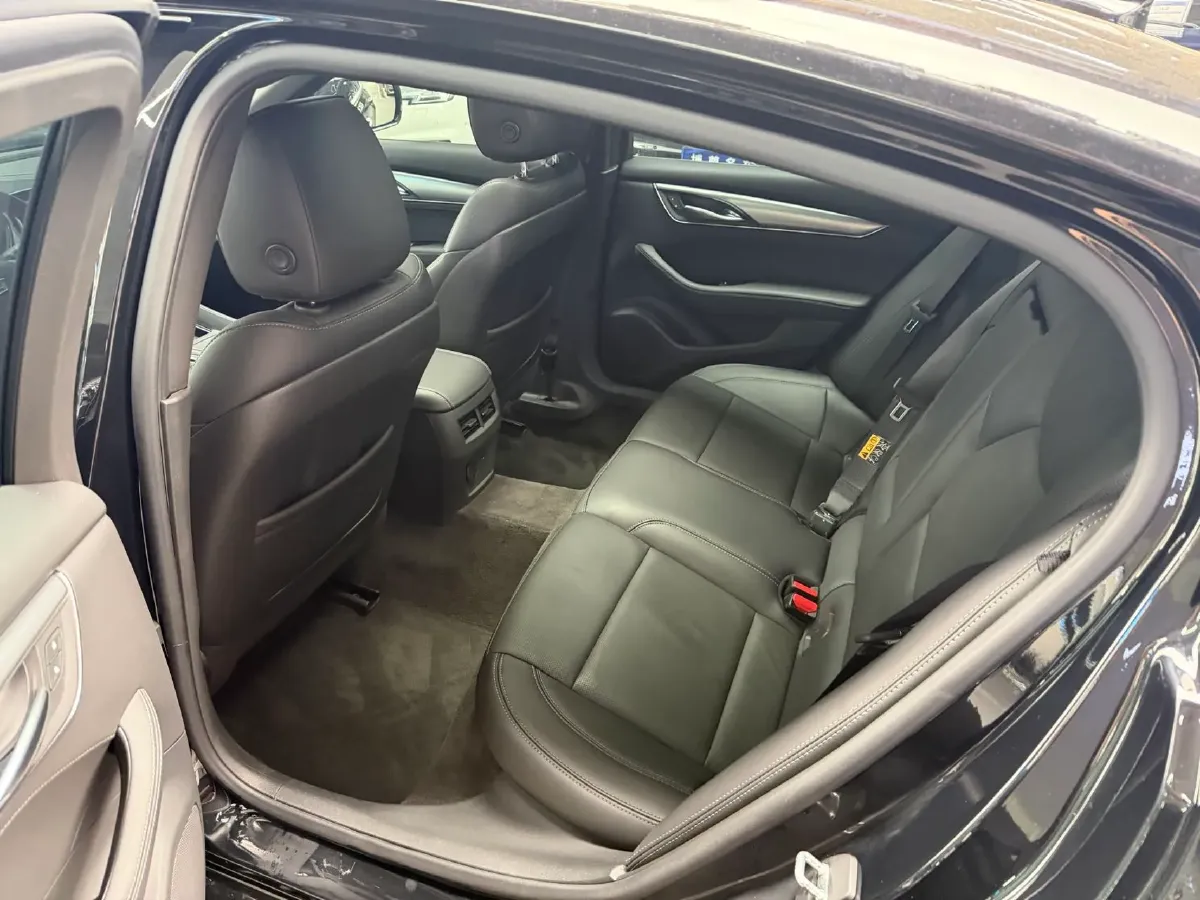 2022 Cadillac CT5 2.0T 237HP L4 10AT,autocango,china used car exporter,china ev exporter,chinese used car exporter,chinese used ev exporter