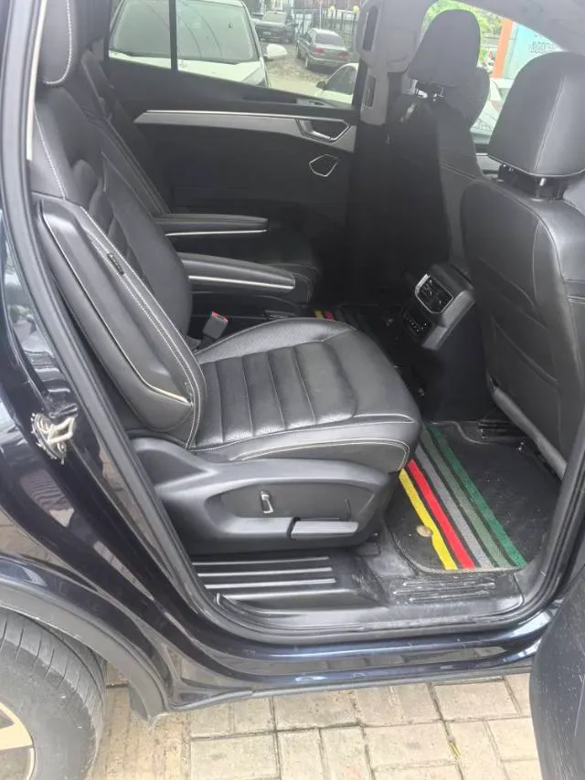 2021 Volkswagen Talagon 2.0T 220HP L4 7DCT,autocango,china used car exporter,china ev exporter,chinese used car exporter,chinese used ev exporter