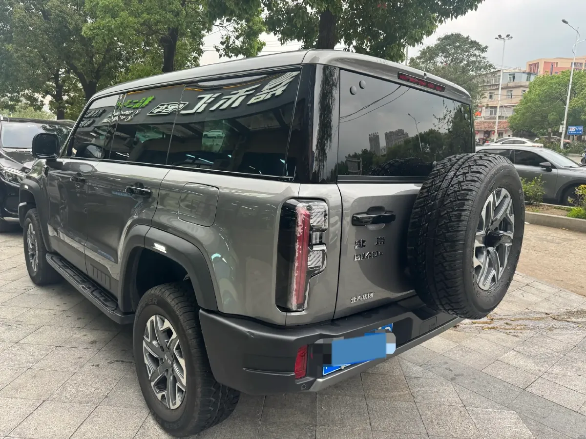 2024 Beijing BJ40 2.0T 245HP L4 8AT,autocango,china used car exporter,china ev exporter,chinese used car exporter,chinese used ev exporter