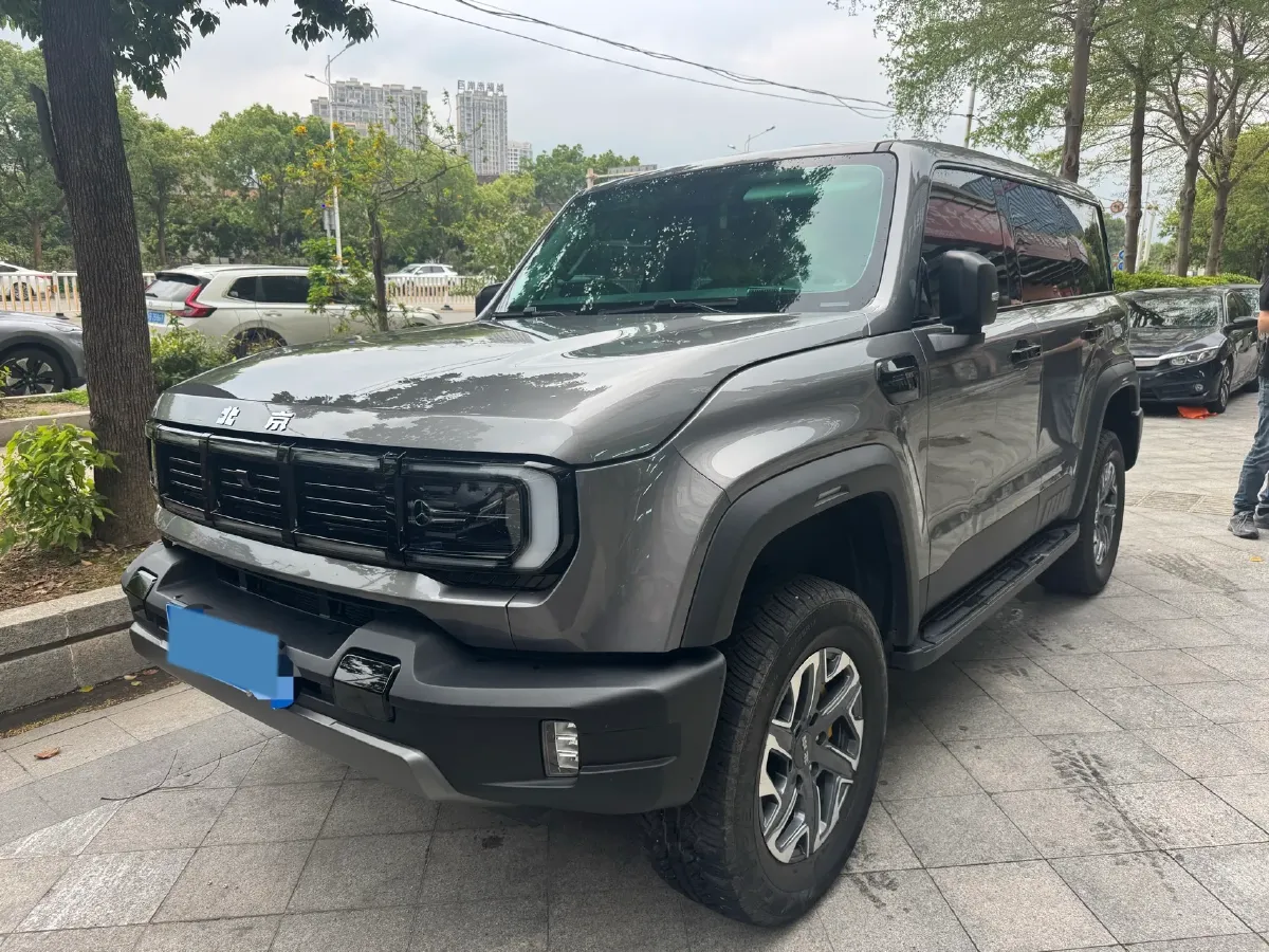 2024 Beijing BJ40 2.0T 245HP L4 8AT,autocango,china used car exporter,china ev exporter,chinese used car exporter,chinese used ev exporter