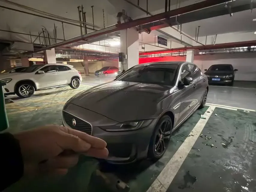 2020 Jaguar XEL 2.0T 200HP L4 8AT,autocango,china used car exporter,china ev exporter,chinese used car exporter,chinese used ev exporter