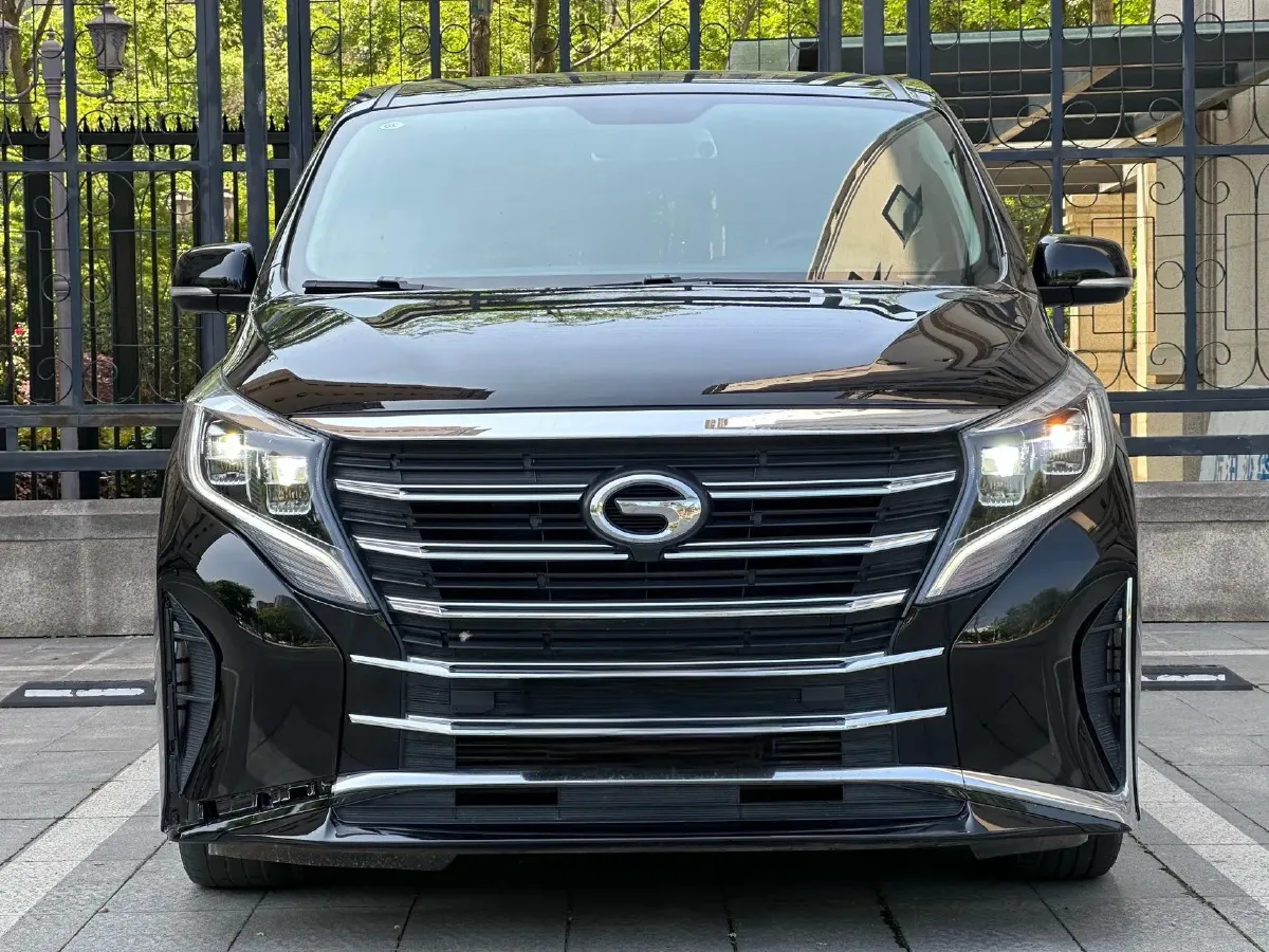 2023 GAC Trumpchi M8 2.0T 252HP L4 8AT,autocango,china used car exporter,china ev exporter,chinese used car exporter,chinese used ev exporter
