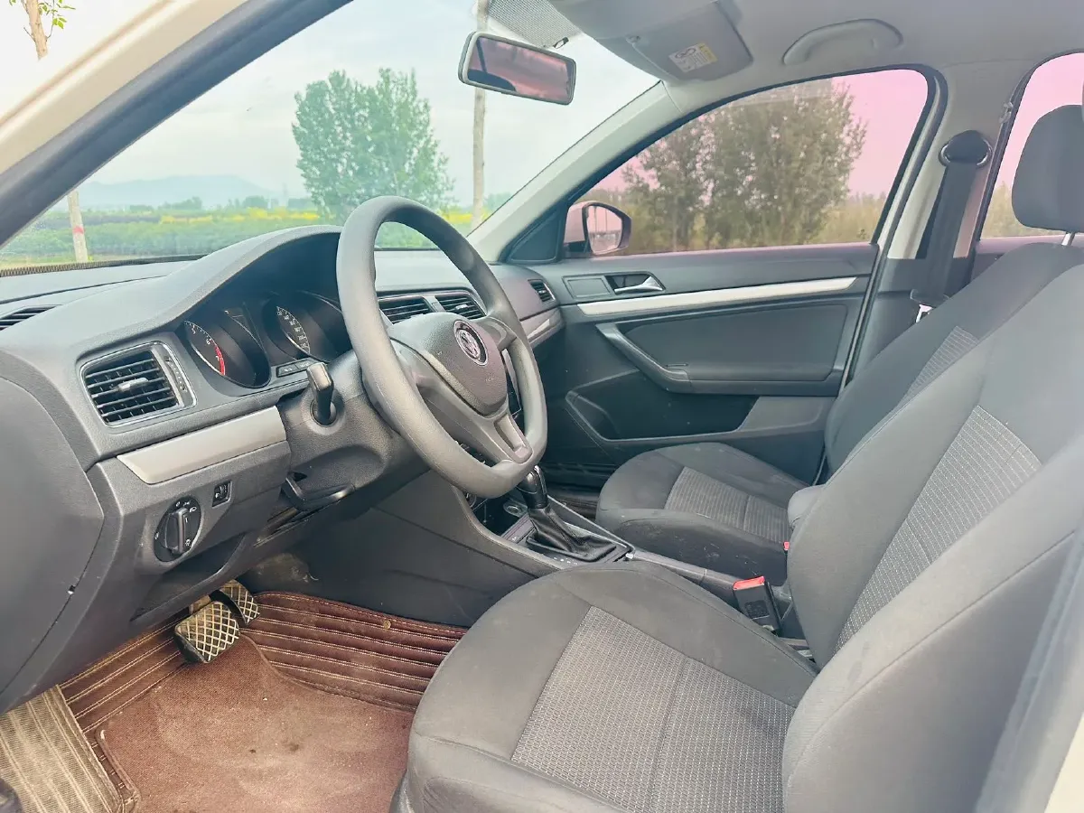 2017 Volkswagen Lavida 1.6L 110HP L4 6AT,autocango,china used car exporter,china ev exporter,chinese used car exporter,chinese used ev exporter