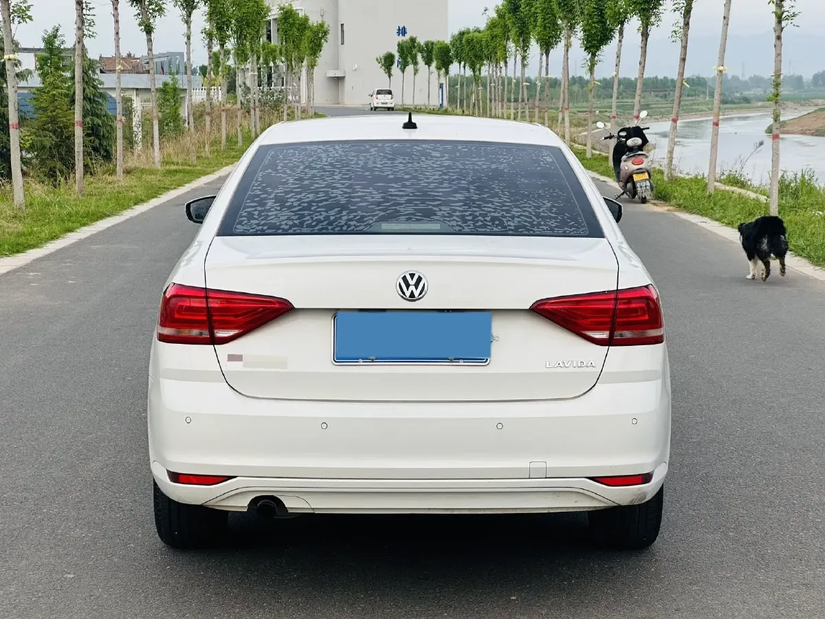 2017 Volkswagen Lavida 1.6L 110HP L4 6AT,autocango,china used car exporter,china ev exporter,chinese used car exporter,chinese used ev exporter