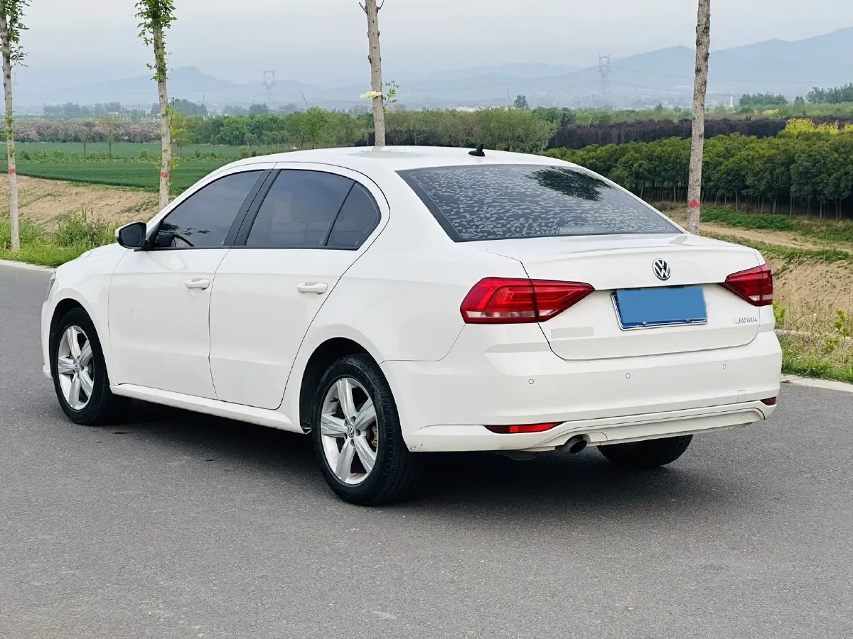 2017 Volkswagen Lavida 1.6L 110HP L4 6AT,autocango,china used car exporter,china ev exporter,chinese used car exporter,chinese used ev exporter