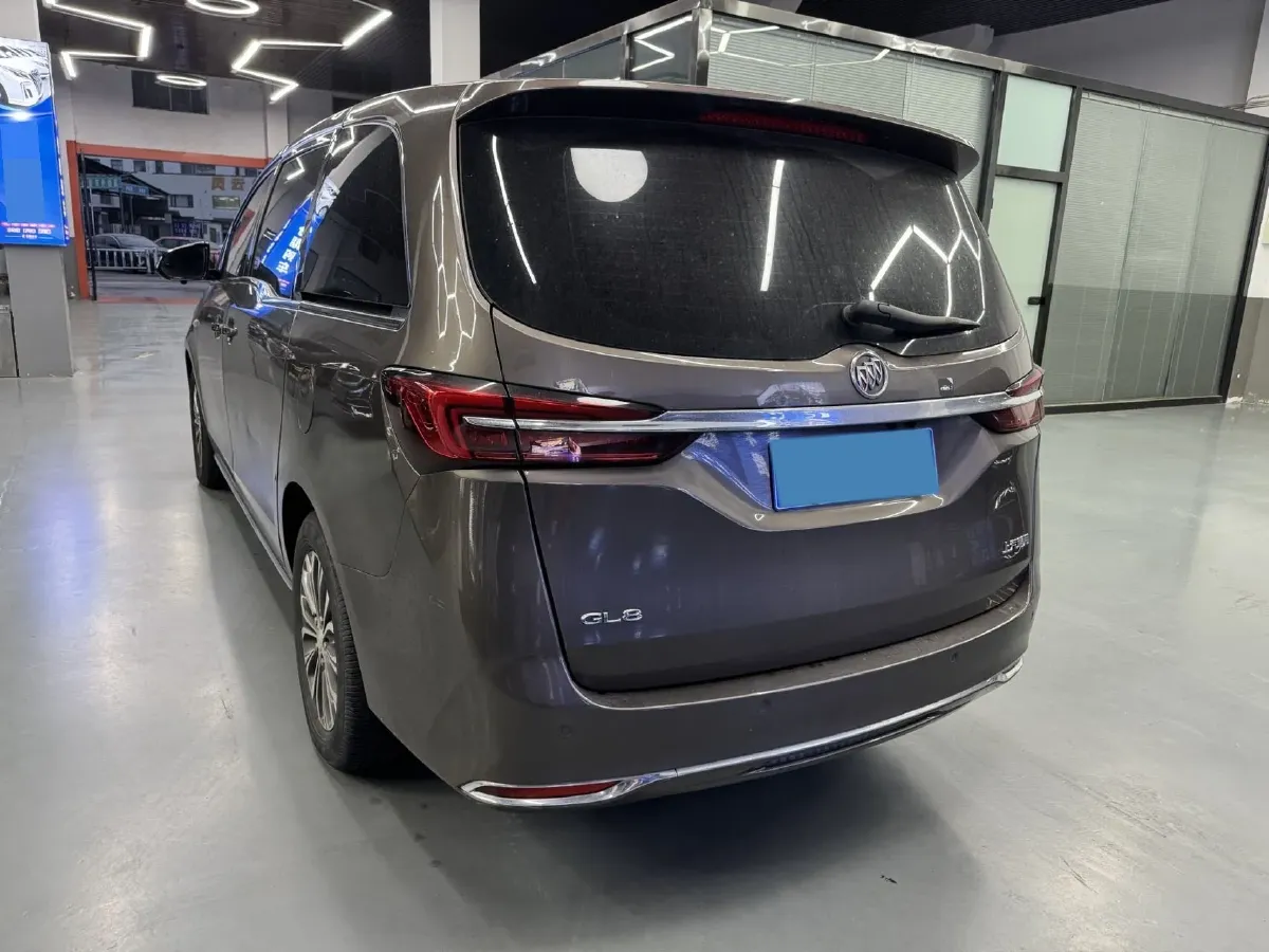 2023 Buick GL8 2.0T 237HP L4 9AT,autocango,china used car exporter,china ev exporter,chinese used car exporter,chinese used ev exporter