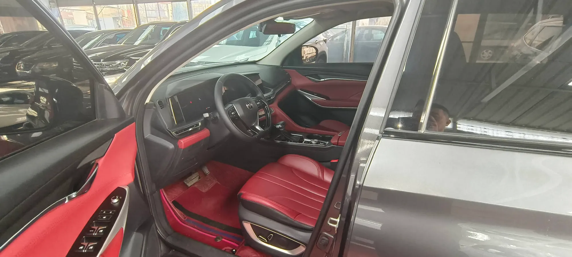 2020 ChangAn CS75 Plus 1.5T 178HP L4 6AT,autocango,china used car exporter,china ev exporter,chinese used car exporter,chinese used ev exporter