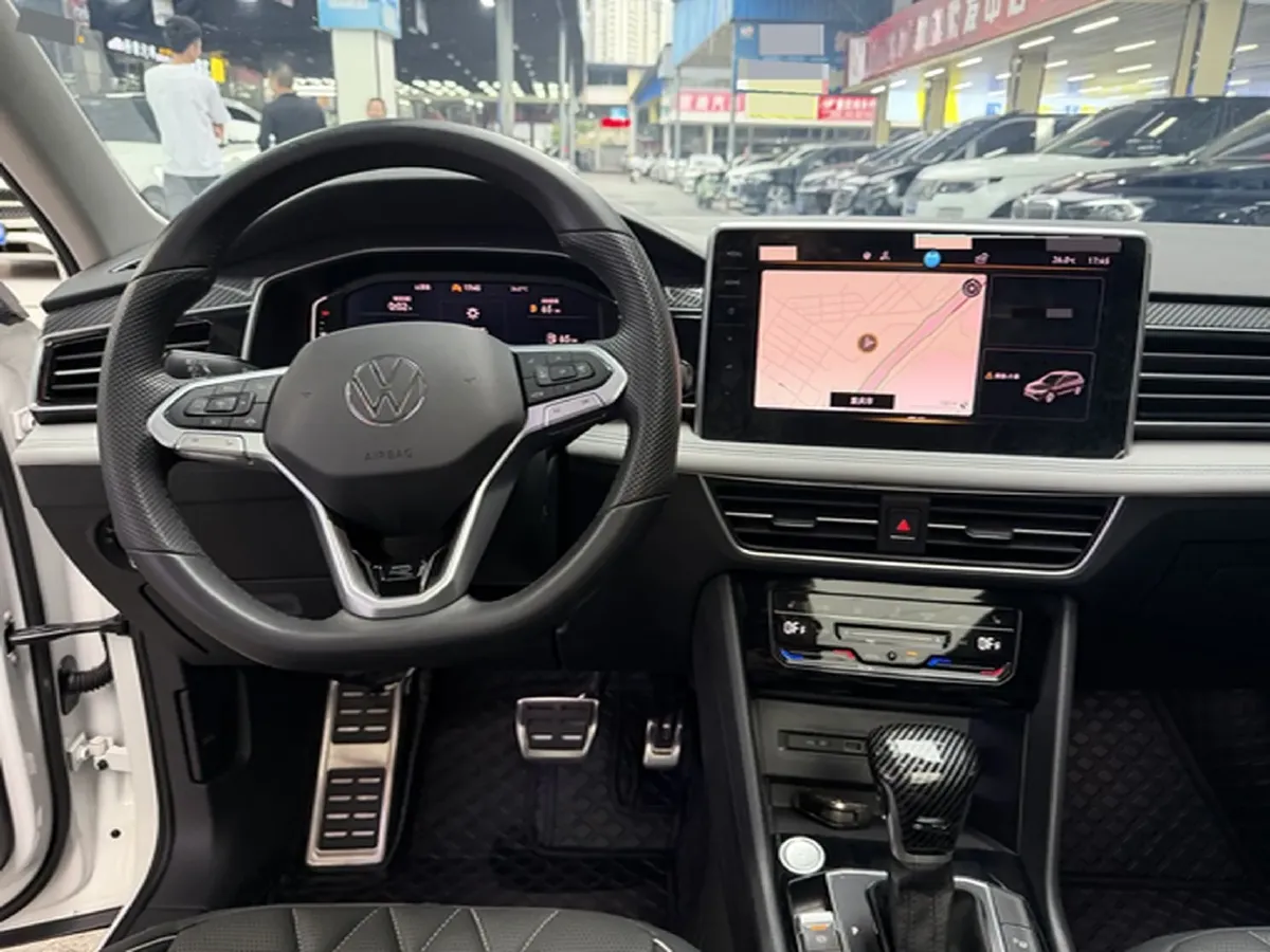 2024 Volkswagen Tiguan L 2.0T 186HP L4 7DCT,autocango,china used car exporter,china ev exporter,chinese used car exporter,chinese used ev exporter