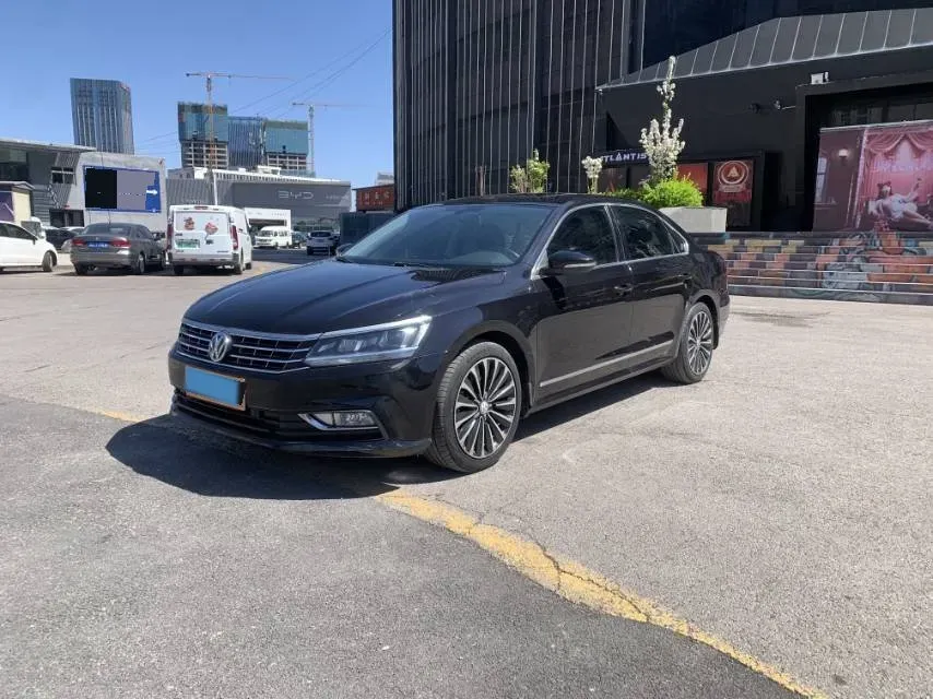 2017 Volkswagen Passat 1.8T 180HP L4 7DCT,autocango,china used car exporter,china ev exporter,chinese used car exporter,chinese used ev exporter
