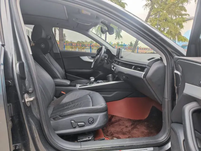 2019 Audi A4L 2.0T 190HP L4 7DCT,autocango,china used car exporter,china ev exporter,chinese used car exporter,chinese used ev exporter