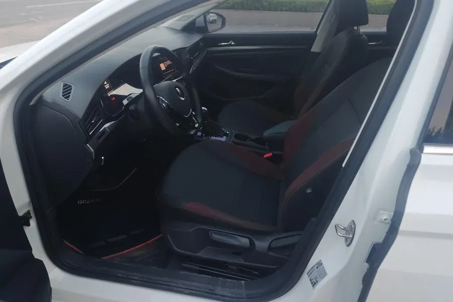 2021 Volkswagen Bora 1.4T 150HP L4 7DCT,autocango,china used car exporter,china ev exporter,chinese used car exporter,chinese used ev exporter