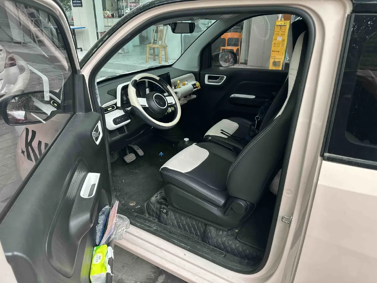 2024 WuLing HongGuang MINI EV BEV 17.3KWH,autocango,china used car exporter,china ev exporter,chinese used car exporter,chinese used ev exporter