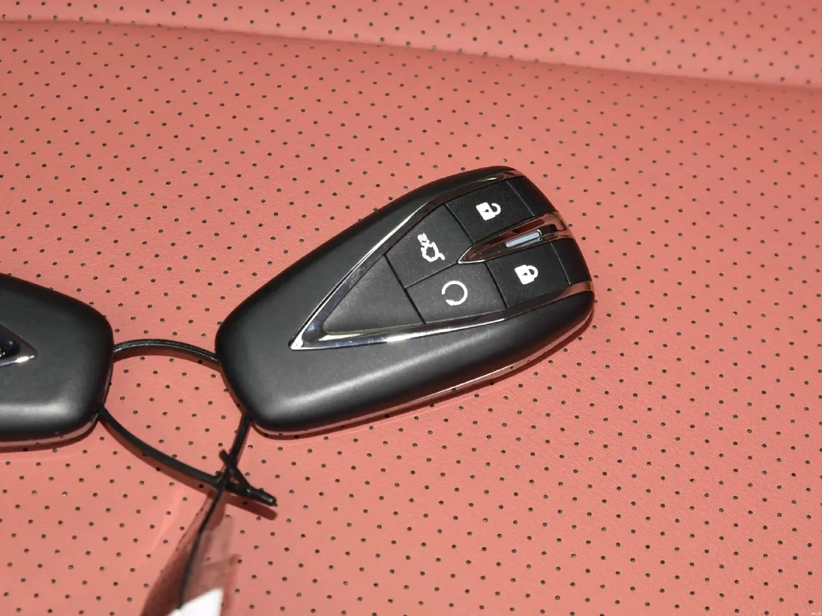 2026 ChangAn CS75 1.5T 192HP L4 7DCT,autocango,china used car exporter,china ev exporter,chinese used car exporter,chinese used ev exporter