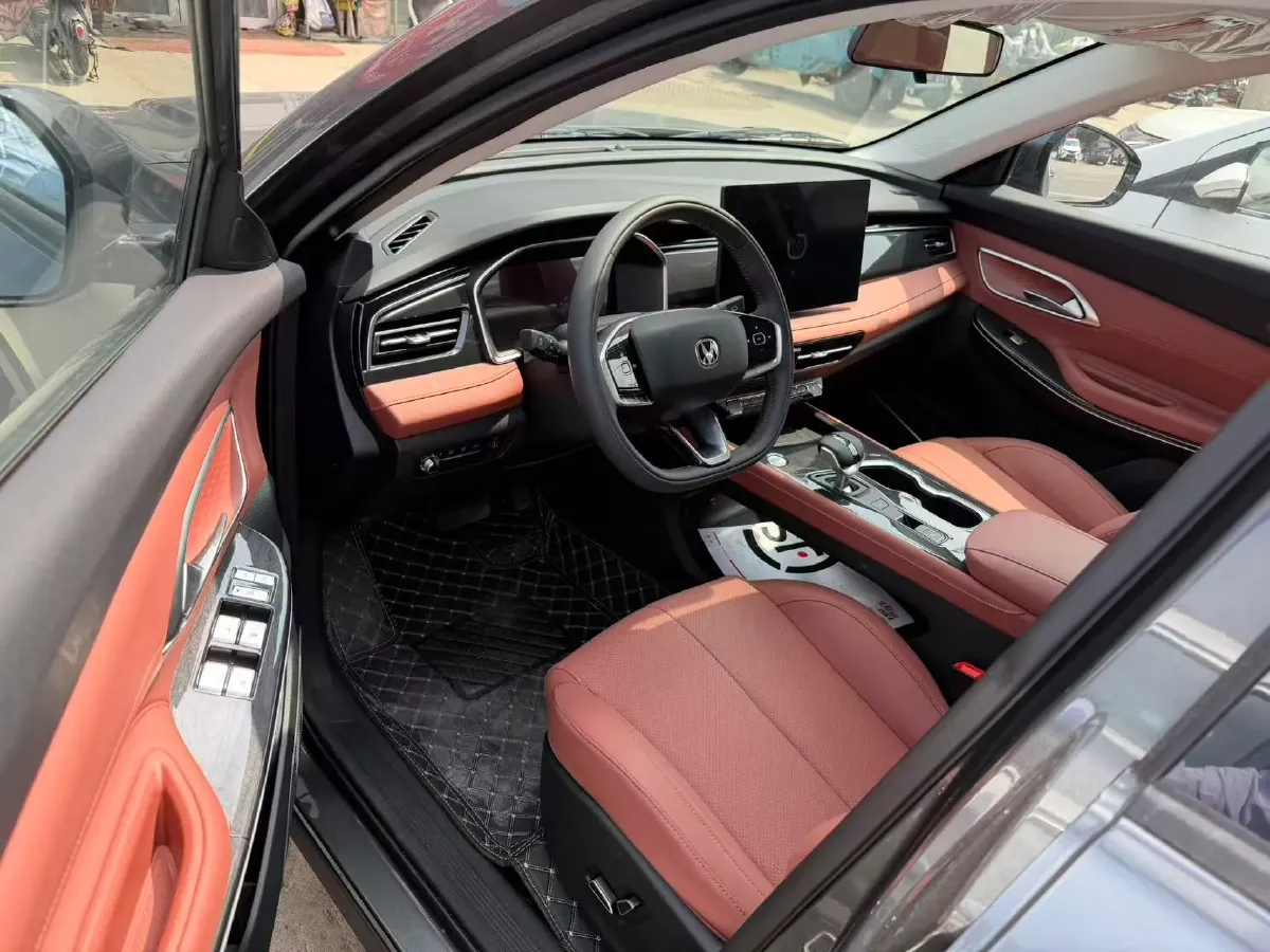 2026 ChangAn CS75 1.5T 192HP L4 7DCT,autocango,china used car exporter,china ev exporter,chinese used car exporter,chinese used ev exporter