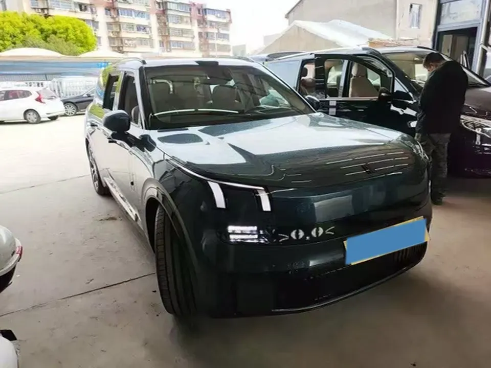 2025 LYNK&CO 900 2.0T 254HP L4 3DHT PHEV,autocango,china used car exporter,china ev exporter,chinese used car exporter,chinese used ev exporter