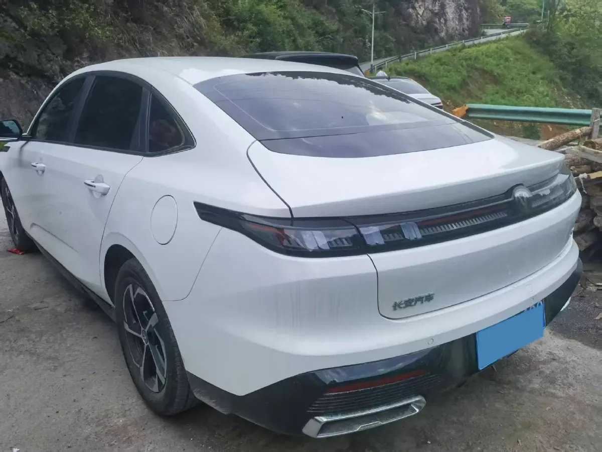 2025 ChangAn Eado 1.5T 192HP L4 7DCT,autocango,china used car exporter,china ev exporter,chinese used car exporter,chinese used ev exporter