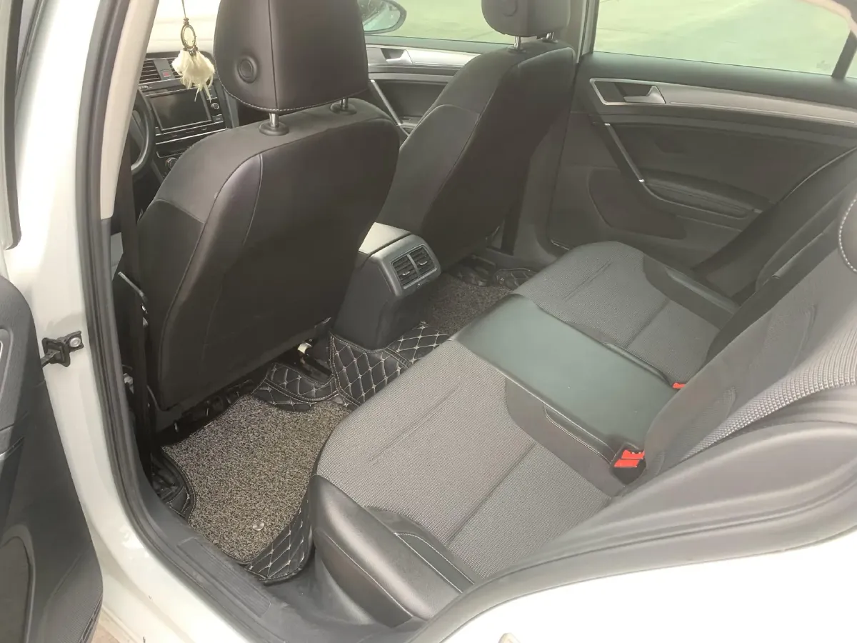 2018 Volkswagen Golf 1.6L 110HP L4 6AT,autocango,china used car exporter,china ev exporter,chinese used car exporter,chinese used ev exporter