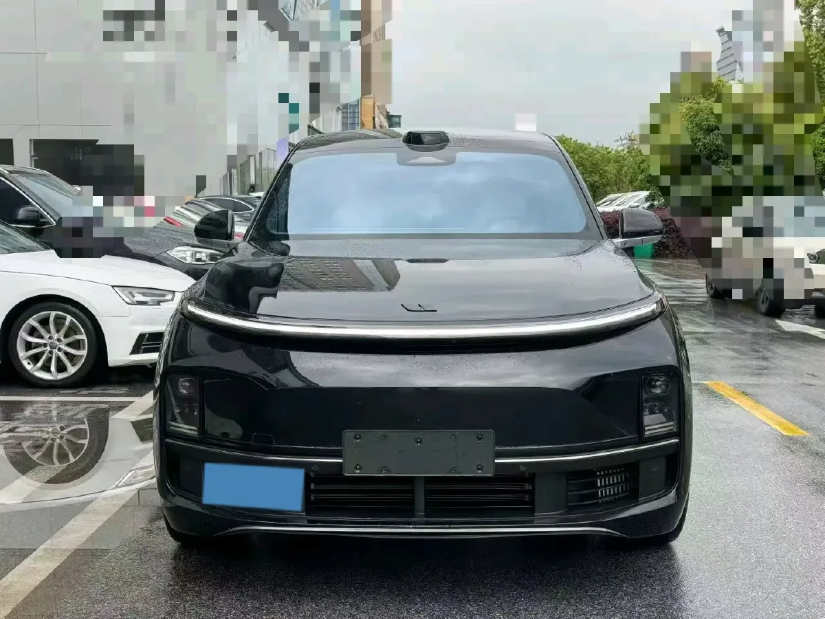 2025 Li L8 Range Extended 154HP REEV,autocango,china used car exporter,china ev exporter,chinese used car exporter,chinese used ev exporter