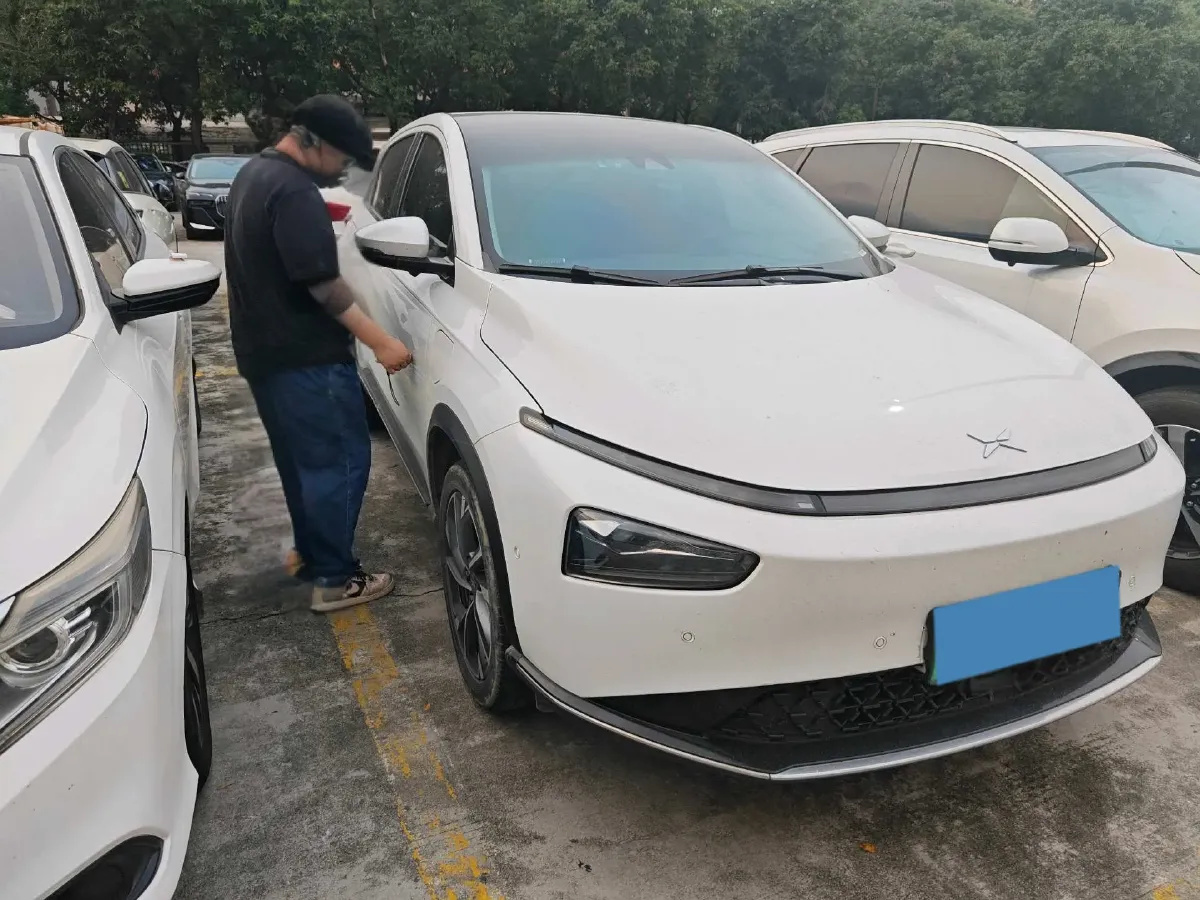 2022 Xpeng P5 BEV 66.2KWH,autocango,china used car exporter,china ev exporter,chinese used car exporter,chinese used ev exporter
