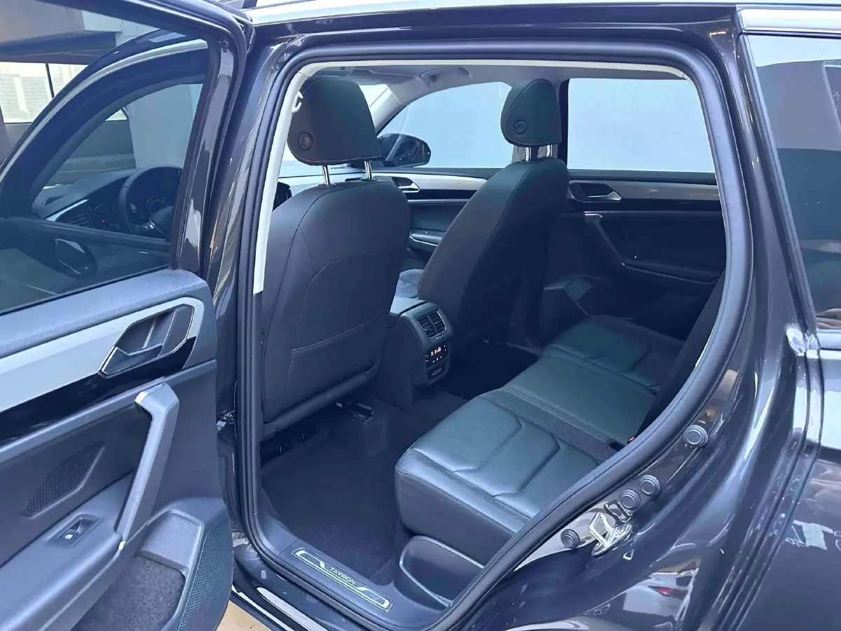 2022 Volkswagen Tayron 1.4T 150HP L4 7DCT,autocango,china used car exporter,china ev exporter,chinese used car exporter,chinese used ev exporter