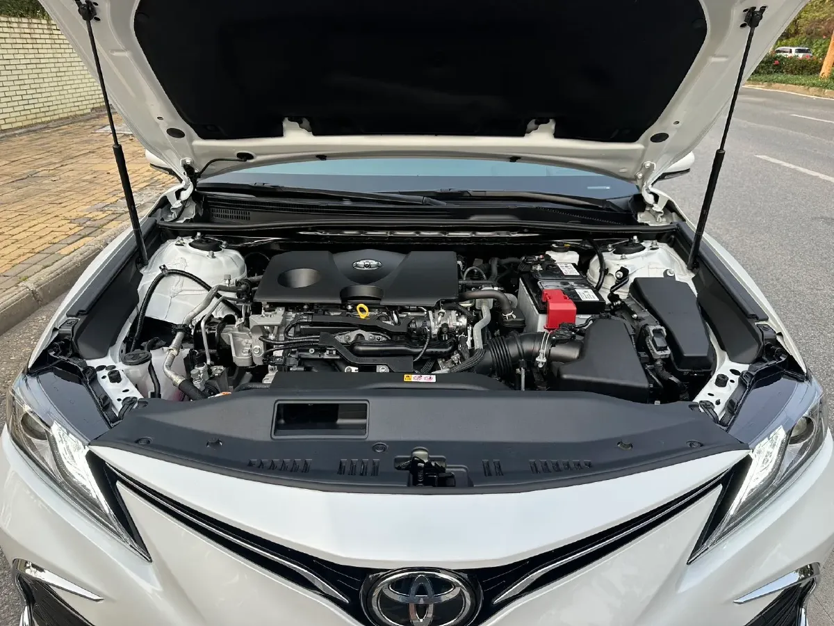 2023 Toyota Camry 2.0L 177HP L4 CVT,autocango,china used car exporter,china ev exporter,chinese used car exporter,chinese used ev exporter