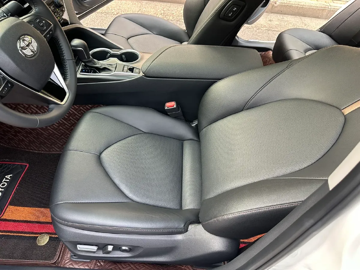 2023 Toyota Camry 2.0L 177HP L4 CVT,autocango,china used car exporter,china ev exporter,chinese used car exporter,chinese used ev exporter