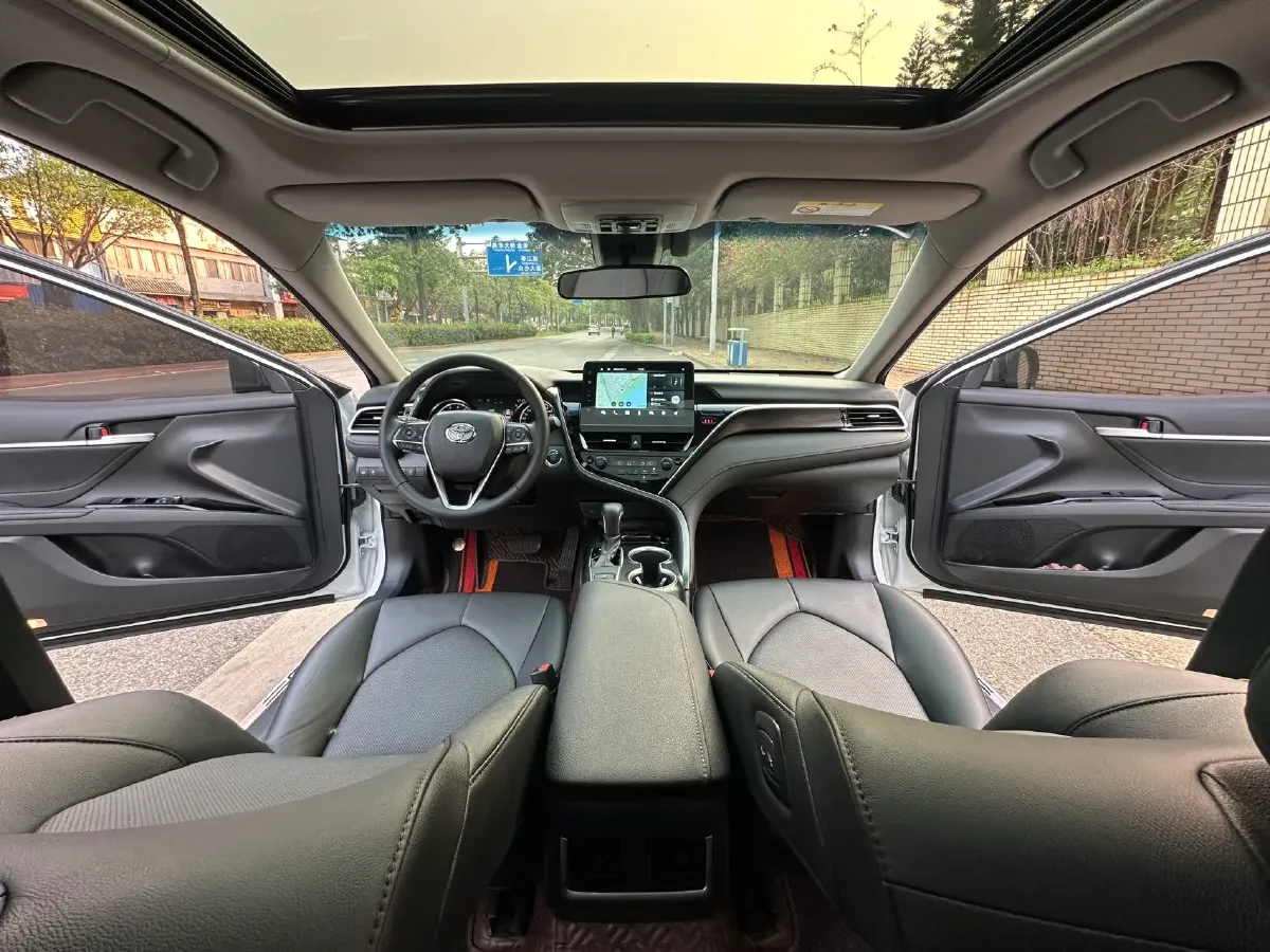 2023 Toyota Camry 2.0L 177HP L4 CVT,autocango,china used car exporter,china ev exporter,chinese used car exporter,chinese used ev exporter