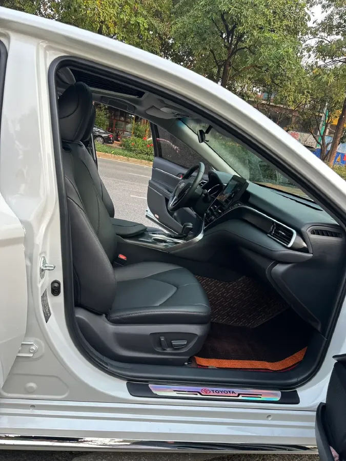 2023 Toyota Camry 2.0L 177HP L4 CVT,autocango,china used car exporter,china ev exporter,chinese used car exporter,chinese used ev exporter