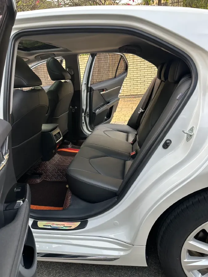 2023 Toyota Camry 2.0L 177HP L4 CVT,autocango,china used car exporter,china ev exporter,chinese used car exporter,chinese used ev exporter