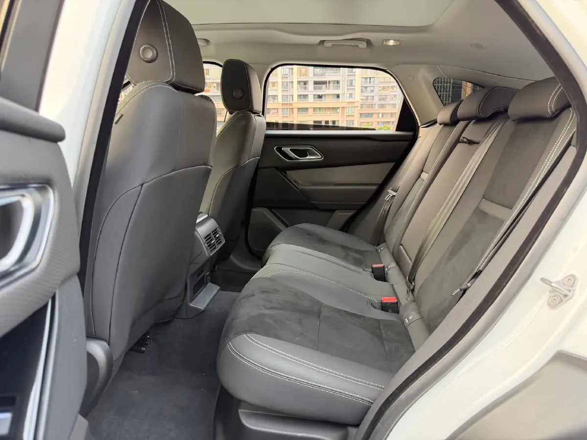 2023 Land Rover Range Rover Velar 2.0T 250HP L4 8AT,autocango,china used car exporter,china ev exporter,chinese used car exporter,chinese used ev exporter