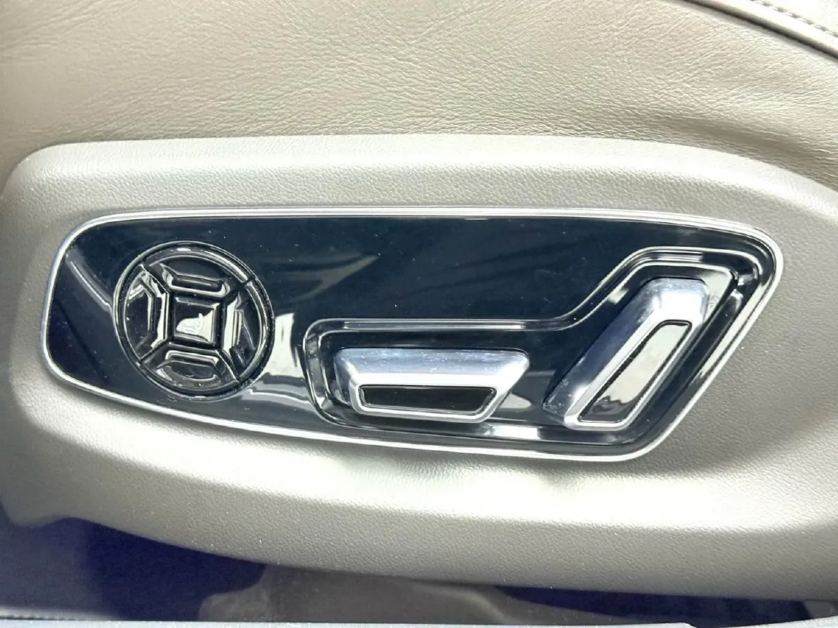 2019 Audi A8 3.0T 340HP V6 8AT,autocango,china used car exporter,china ev exporter,chinese used car exporter,chinese used ev exporter