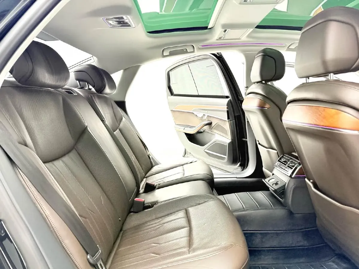 2019 Audi A8 3.0T 340HP V6 8AT,autocango,china used car exporter,china ev exporter,chinese used car exporter,chinese used ev exporter