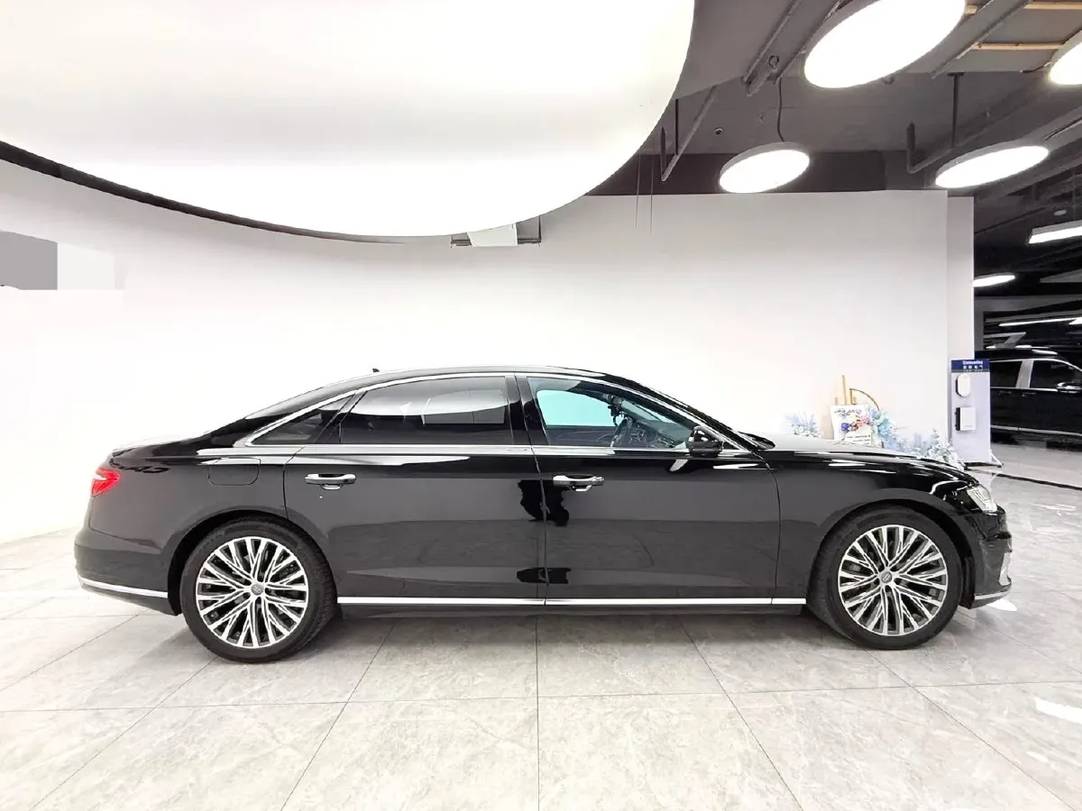 2019 Audi A8 3.0T 340HP V6 8AT,autocango,china used car exporter,china ev exporter,chinese used car exporter,chinese used ev exporter