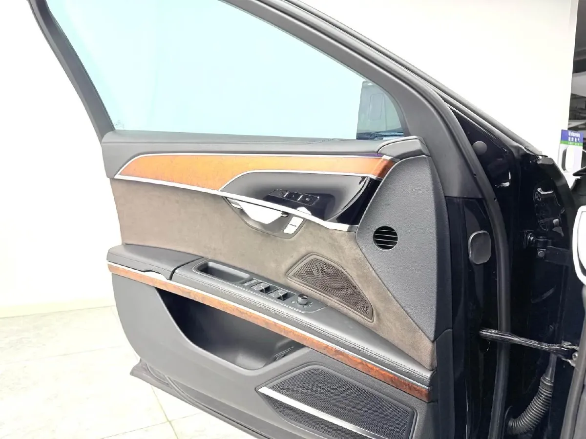 2019 Audi A8 3.0T 340HP V6 8AT,autocango,china used car exporter,china ev exporter,chinese used car exporter,chinese used ev exporter