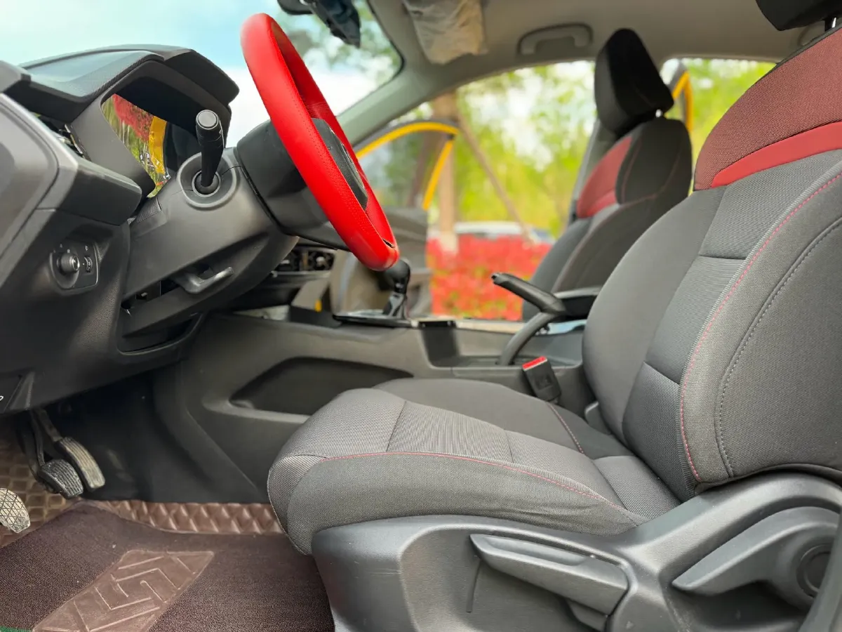 2021 MG 5 1.5L 120HP L4 5MT,autocango,china used car exporter,china ev exporter,chinese used car exporter,chinese used ev exporter