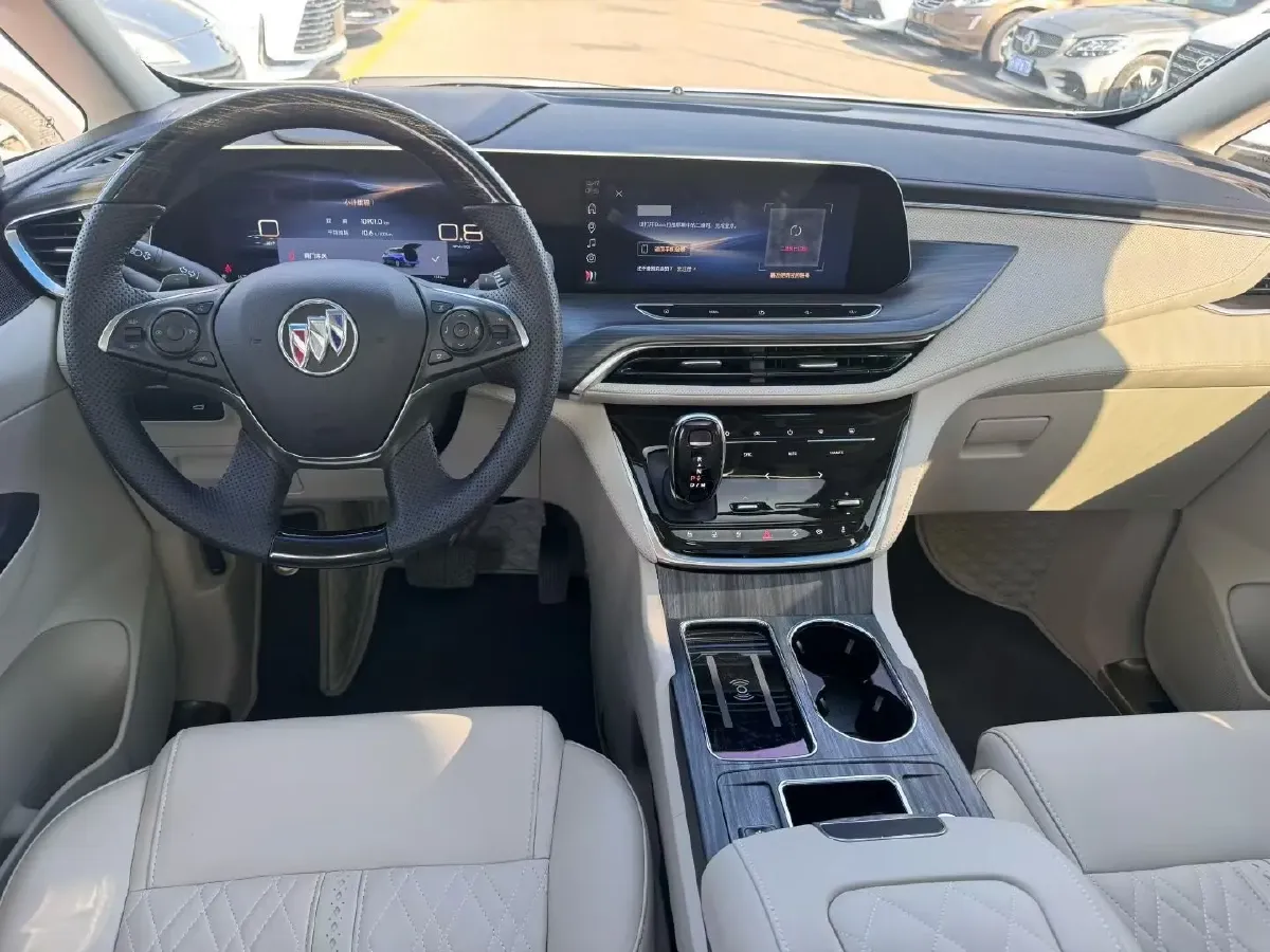 2023 Buick GL8 2.0T 237HP L4 9AT,autocango,china used car exporter,china ev exporter,chinese used car exporter,chinese used ev exporter