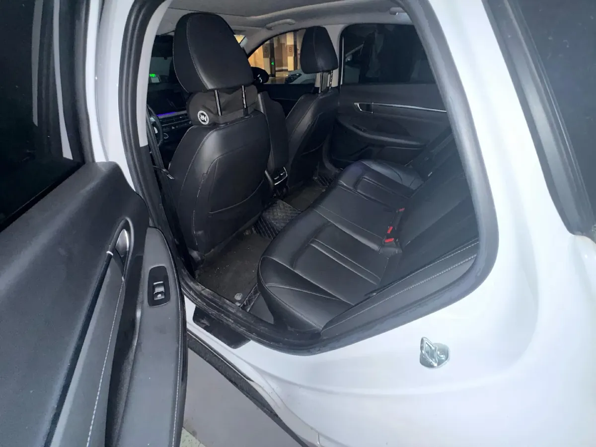 2024 Hyundai Sonata 1.5T 170HP L4 8AT,autocango,china used car exporter,china ev exporter,chinese used car exporter,chinese used ev exporter