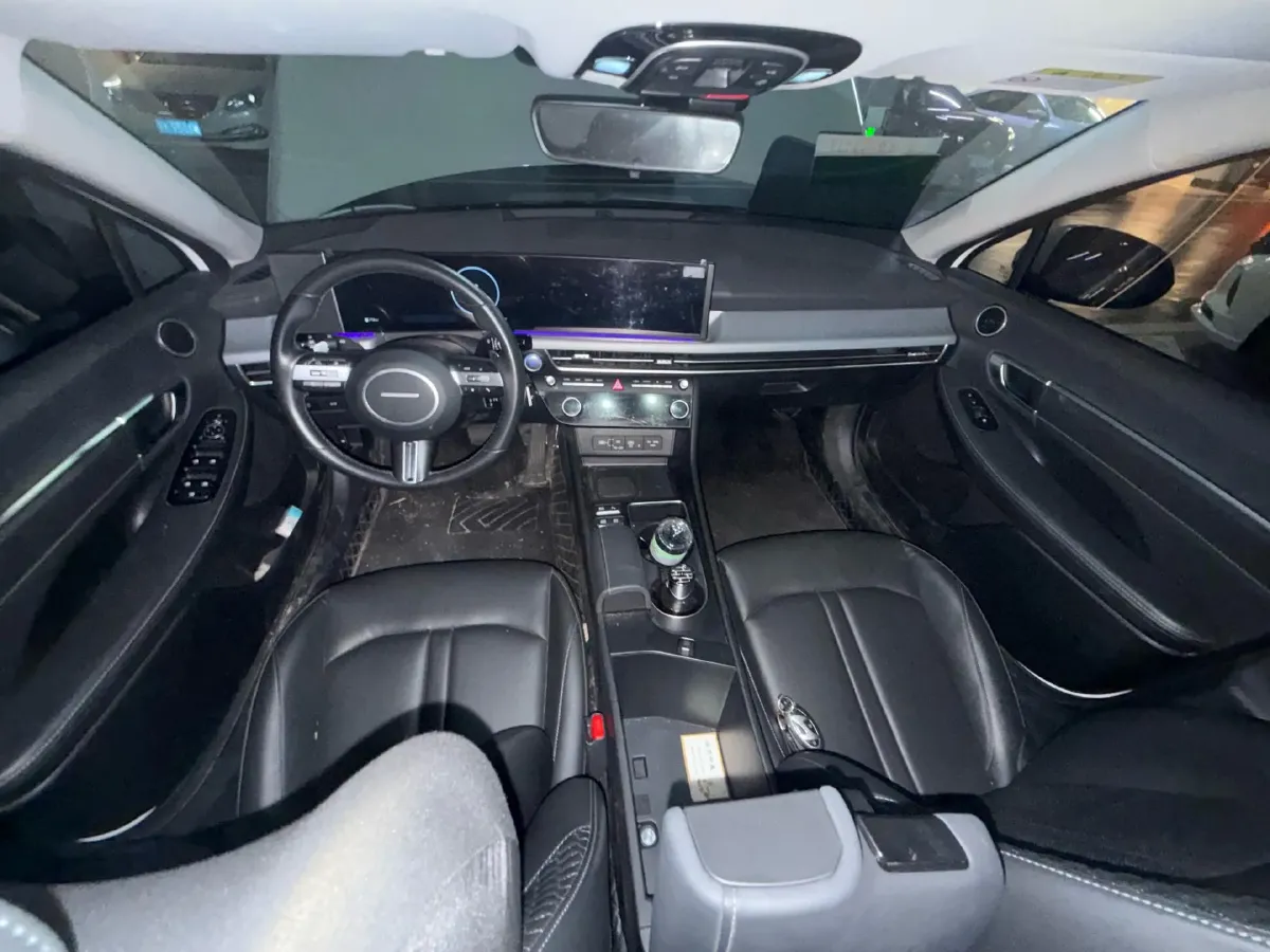 2024 Hyundai Sonata 1.5T 170HP L4 8AT,autocango,china used car exporter,china ev exporter,chinese used car exporter,chinese used ev exporter