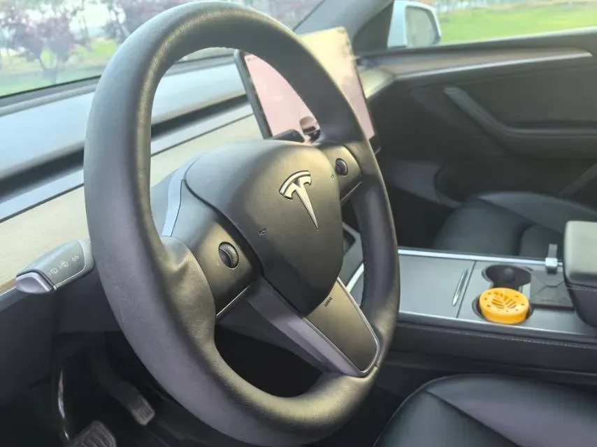 2022 Tesla Model Y BEV 60KWH,autocango,china used car exporter,china ev exporter,chinese used car exporter,chinese used ev exporter