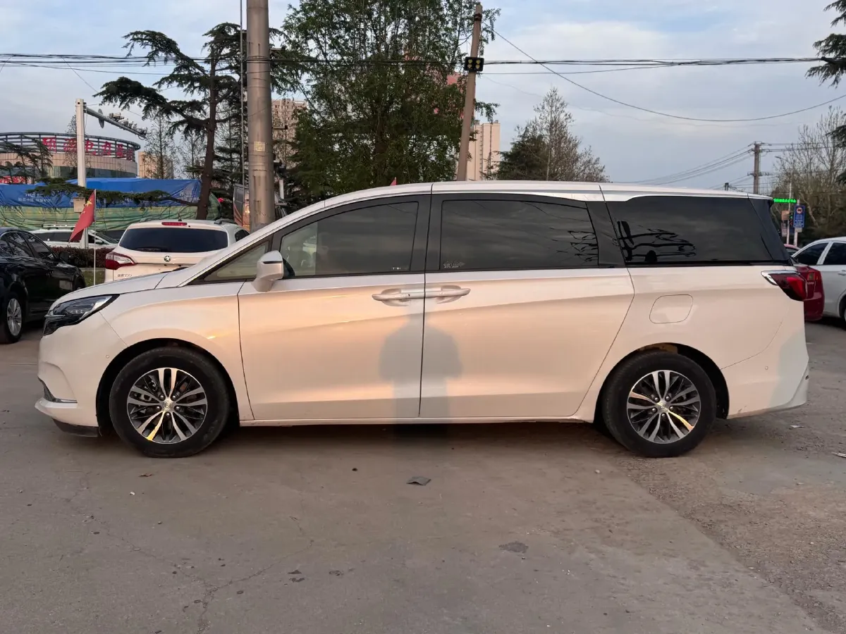 2021 Buick GL8 2.0T 237HP L4 9AT,autocango,china used car exporter,china ev exporter,chinese used car exporter,chinese used ev exporter