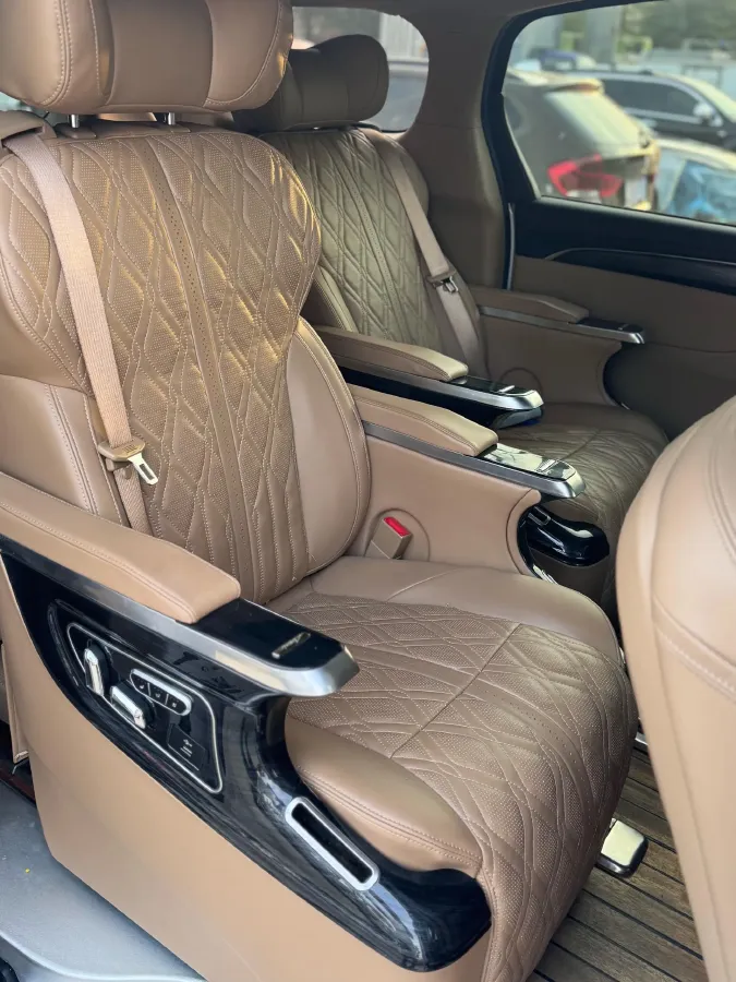 2021 Buick GL8 2.0T 237HP L4 9AT,autocango,china used car exporter,china ev exporter,chinese used car exporter,chinese used ev exporter