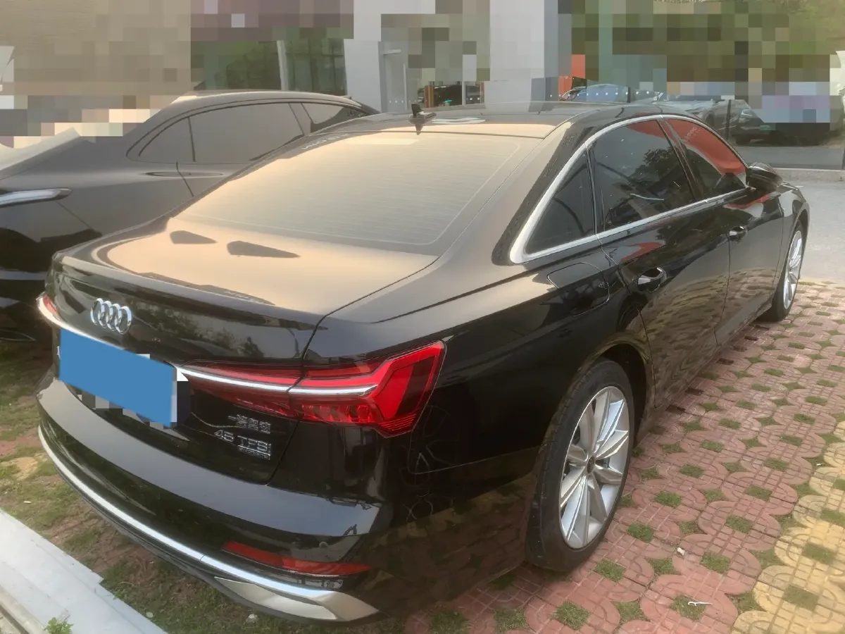 2023 Audi A6L 2.0T 245HP L4 7DCT,autocango,china used car exporter,china ev exporter,chinese used car exporter,chinese used ev exporter