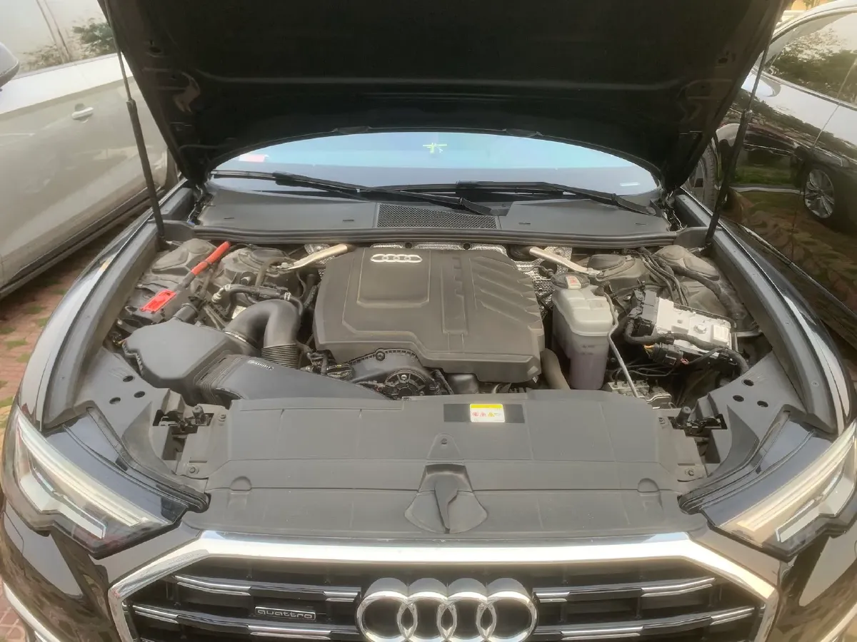 2023 Audi A6L 2.0T 245HP L4 7DCT,autocango,china used car exporter,china ev exporter,chinese used car exporter,chinese used ev exporter