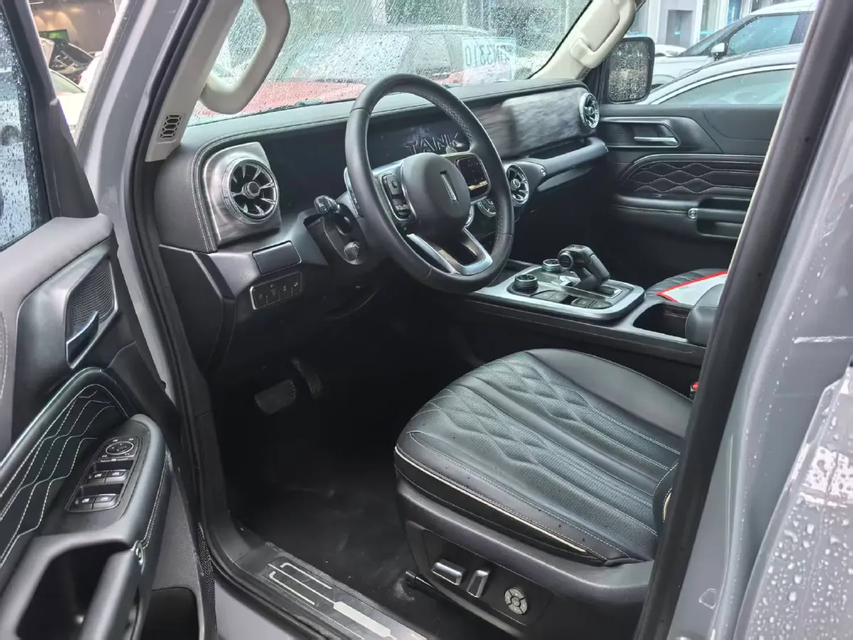 2021 Tank 300 2.0T 227HP L4 8AT,autocango,china used car exporter,china ev exporter,chinese used car exporter,chinese used ev exporter